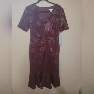 Elegant Burgundy Floral Dress